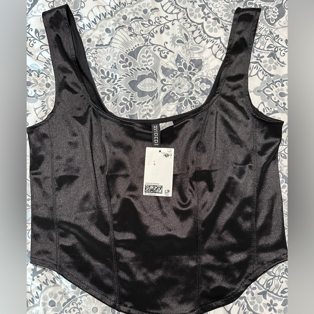 Divided black corset type top Large